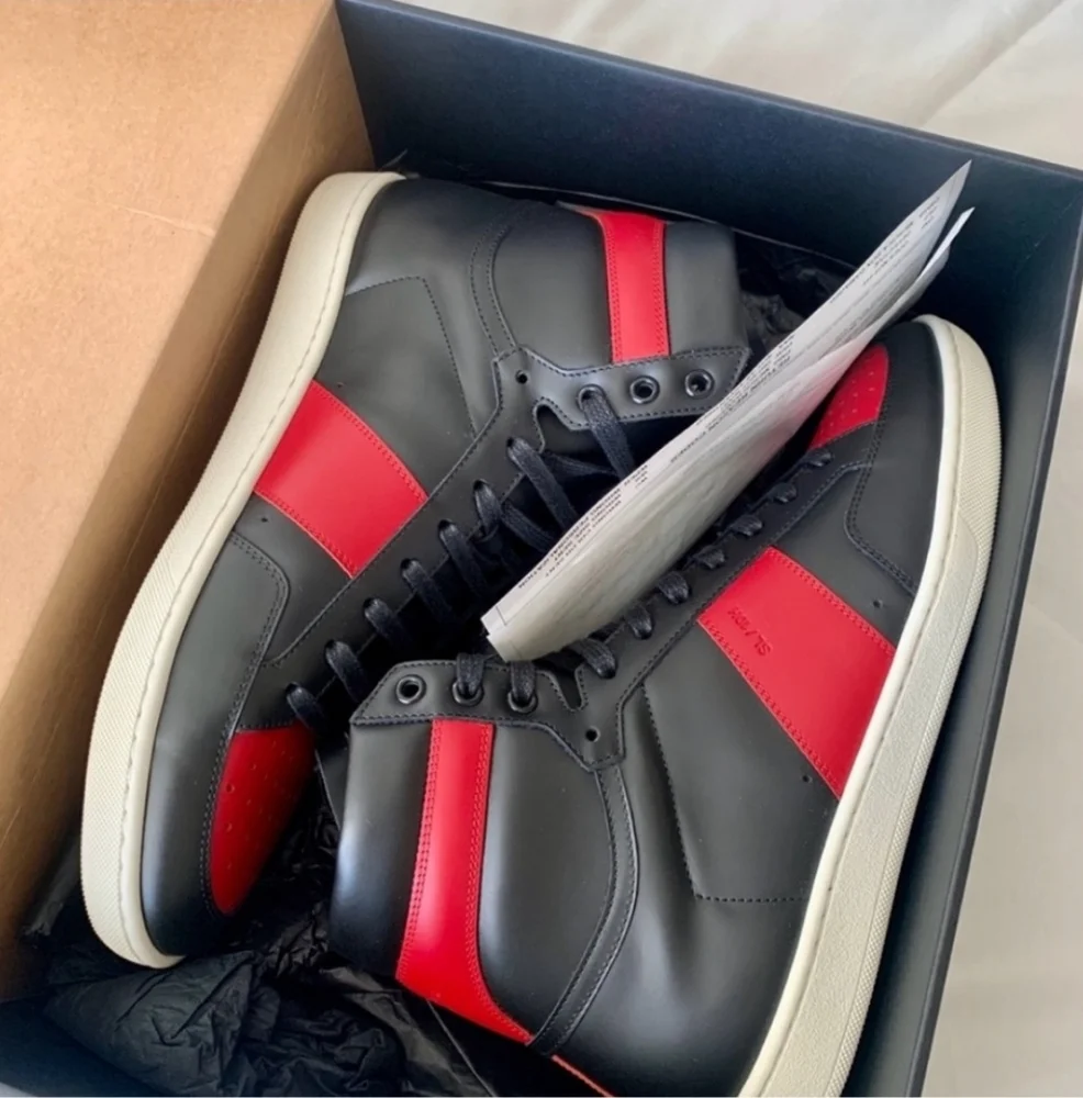 Saint Laurent Men's Black and Red High-Top Sneakers - Picture 3 of 7